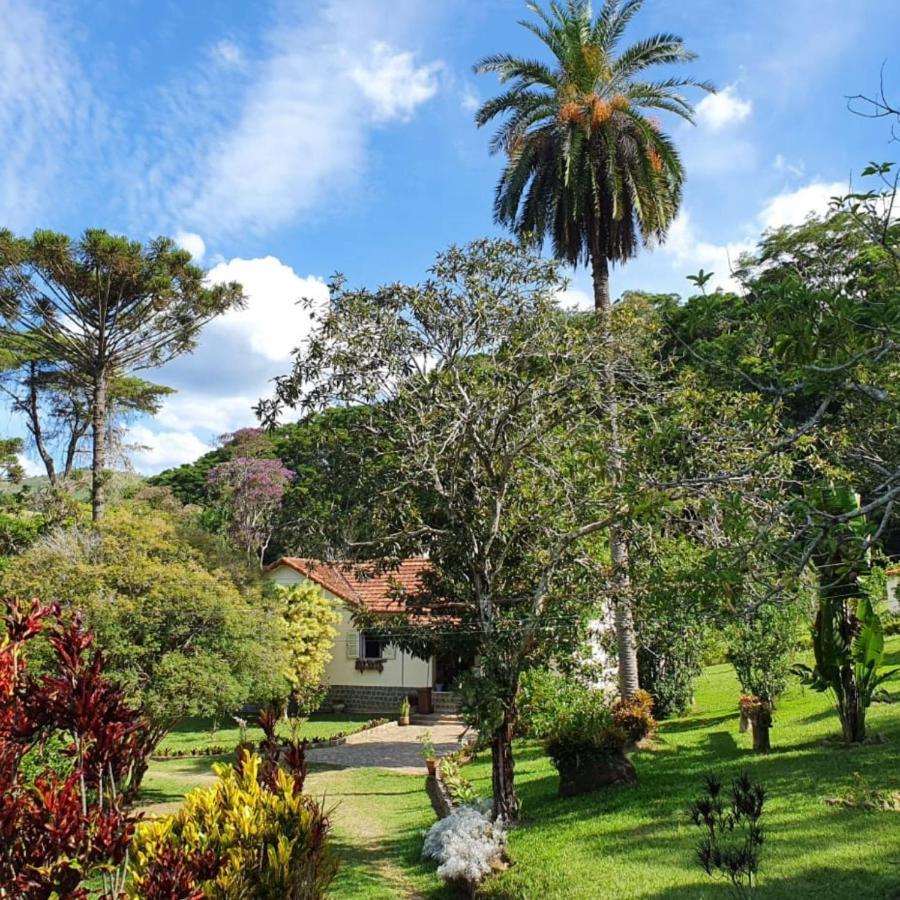 باتي دو الفيريس Sitio Araxa - 82 Anos De Historia - Suite Confortavel Em Meio A Floresta المظهر الخارجي الصورة